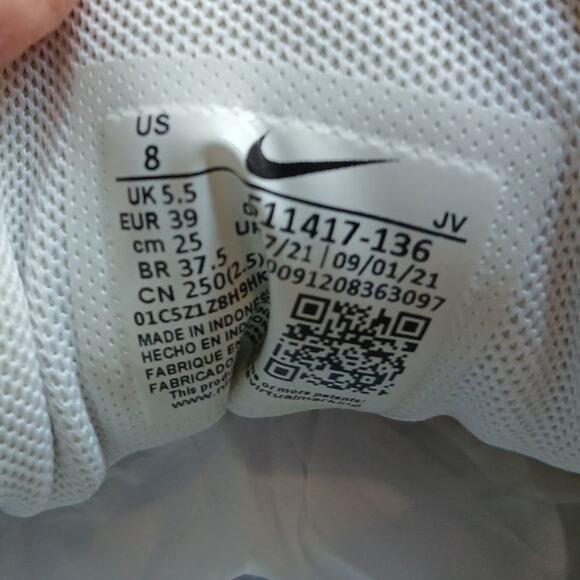 Nike Air Max Correlate Womens White w/Gray & Black Accents Sneakers - Size: 8 - Picture 7 of 7